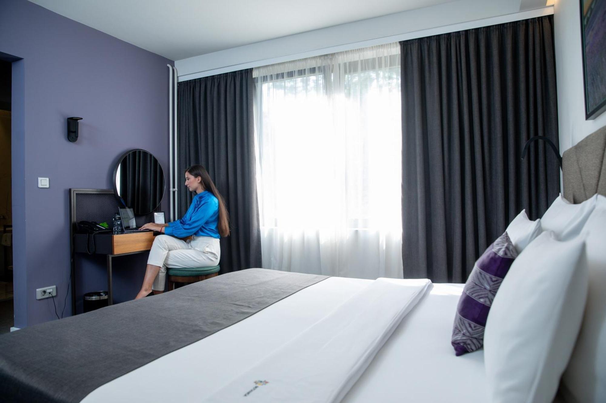 Hotel Botanica Belgrade Exterior photo